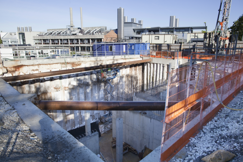 mr-linac-contruction-hole