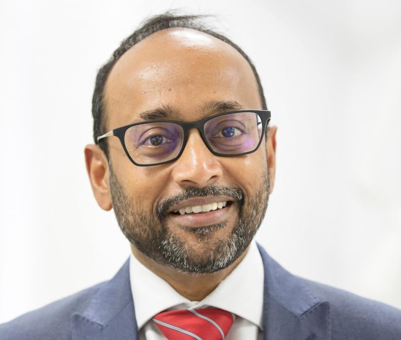 Professor Vinidh Paleri